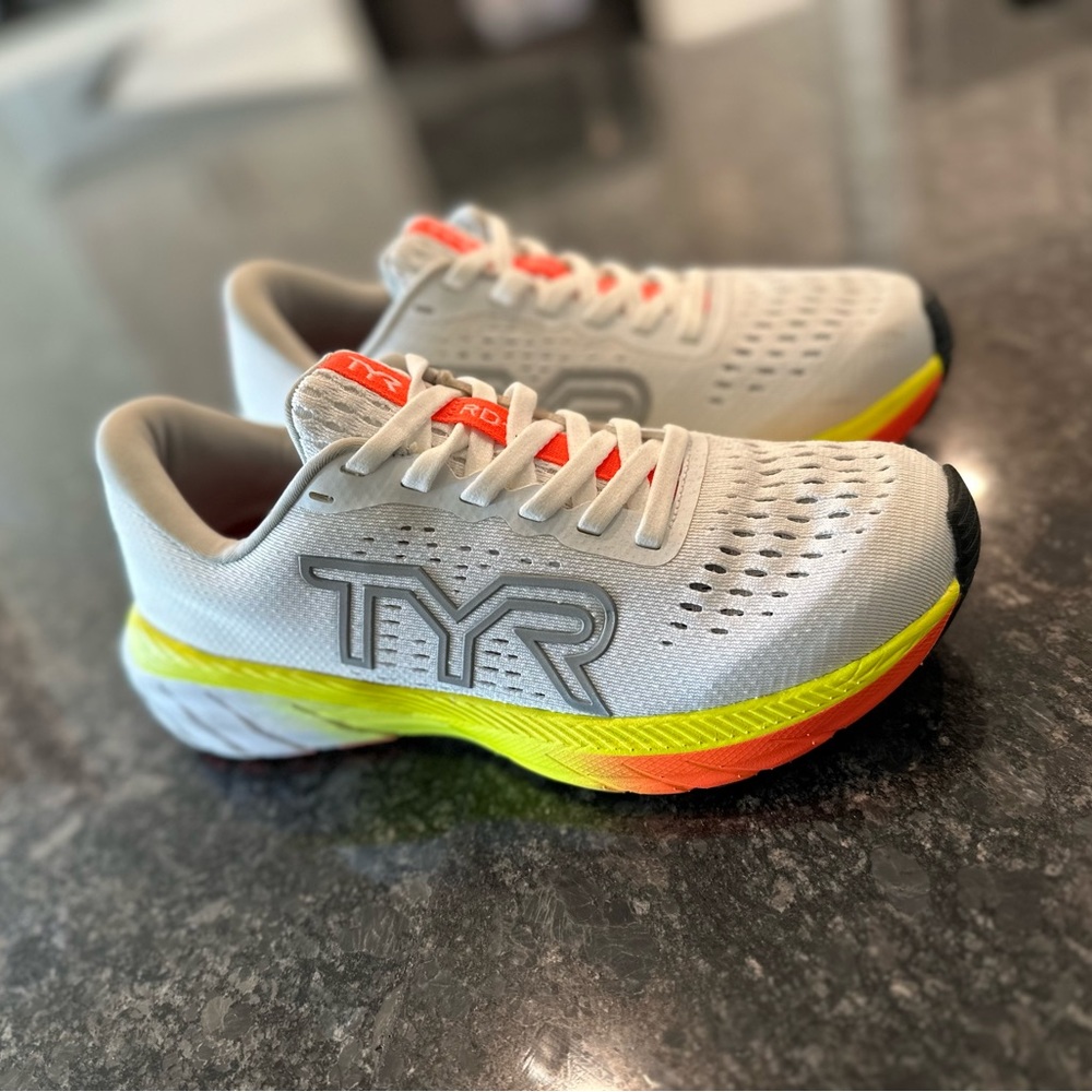 TYR 7.5 Runners
